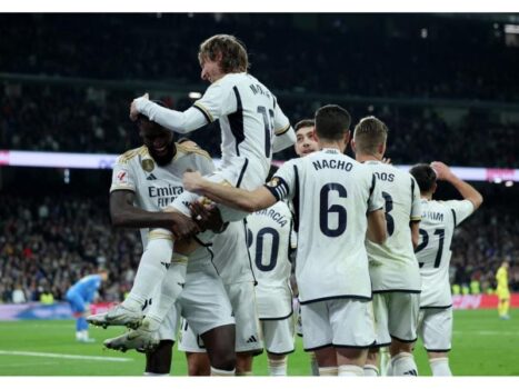 Real Madrid ngự trị bảng C